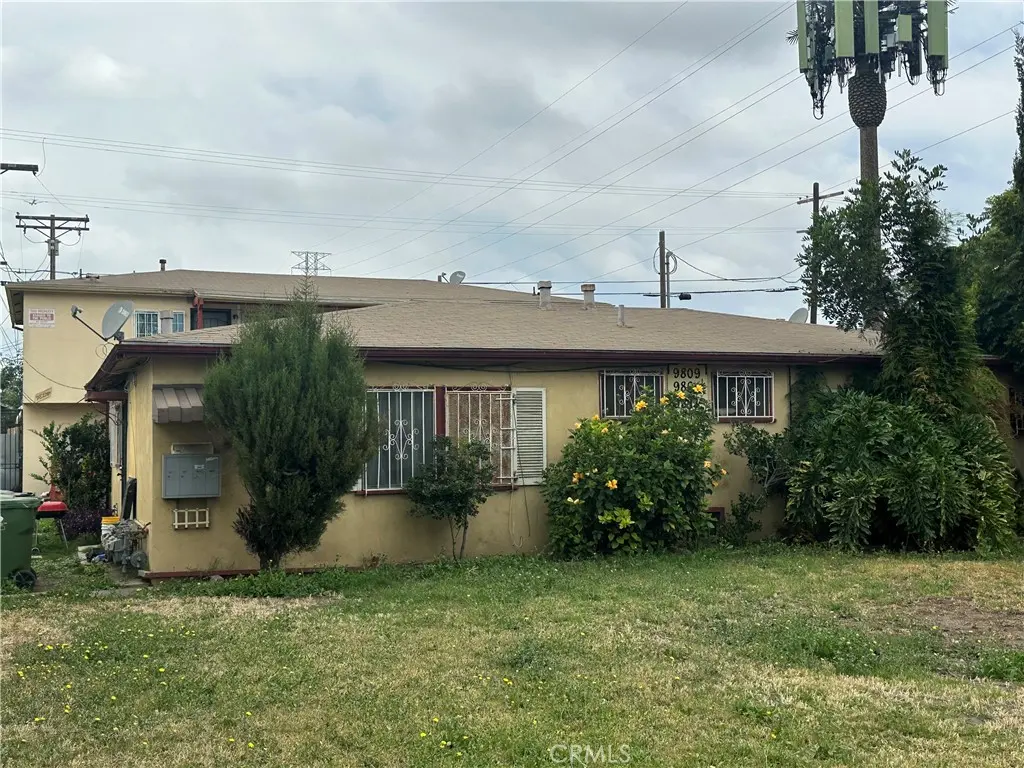 Quadruplex for sale at 9809 Avalon, Los Angeles, CA