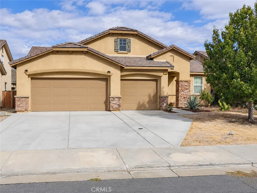 2324 Hay Market, Rosamond, CA — listing photo 1