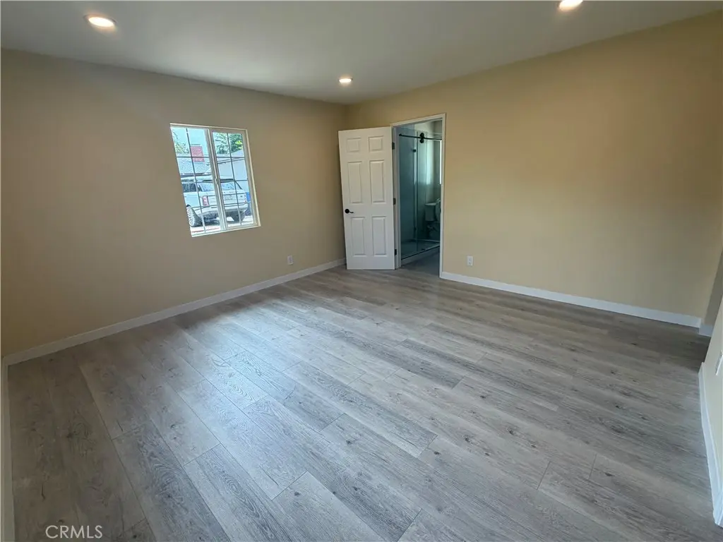 7912 White Oak Avenue B, Northridge, CA — listing photo 1