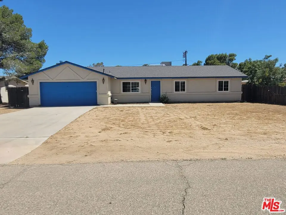 9012 Columbine Avenue, California City, CA — listing photo 1