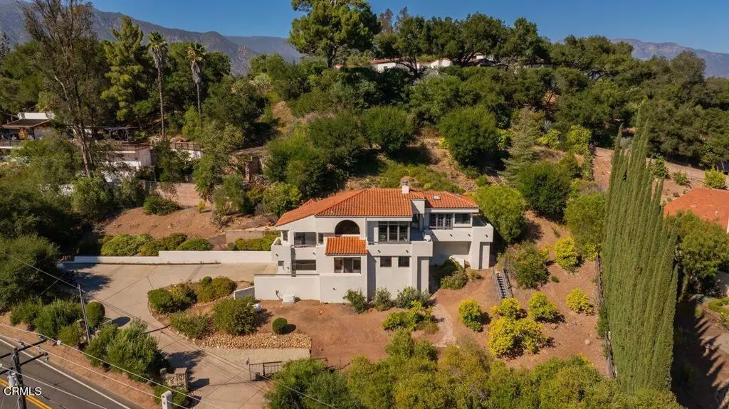 1008 Country Club Drive, Ojai, CA — listing photo 1