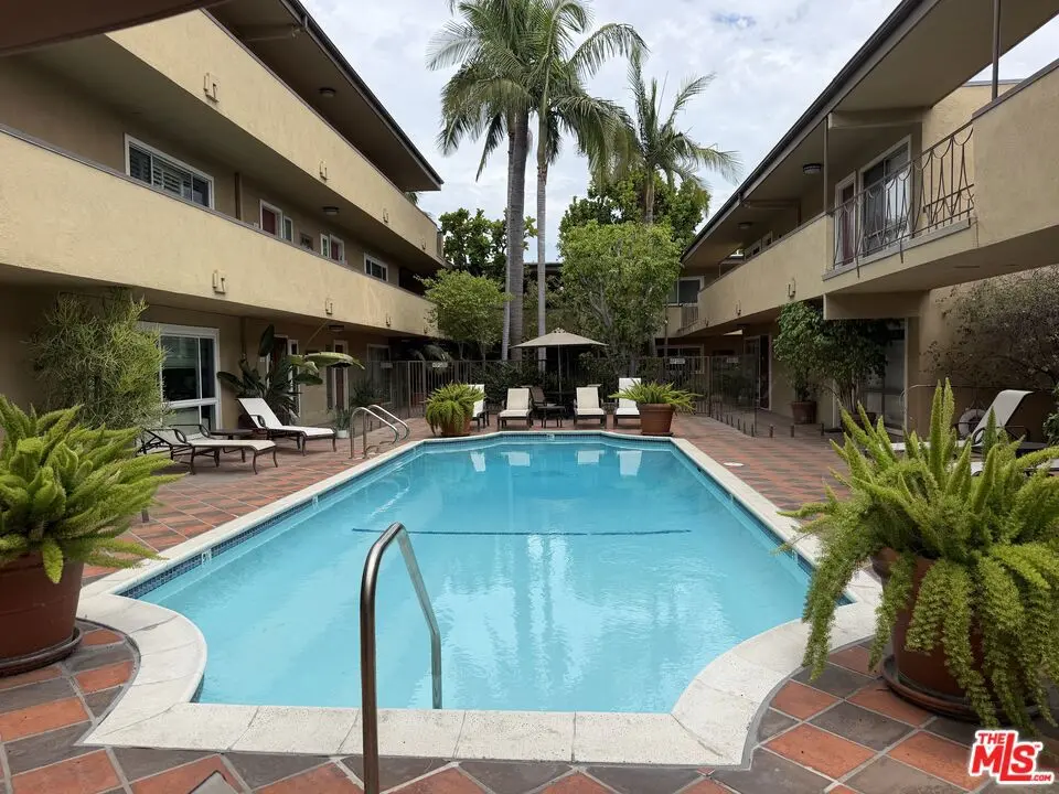 Condominium for rent at 970 Palm Avenue 216, West Hollywood, CA featuring 1 bed and 1 bath