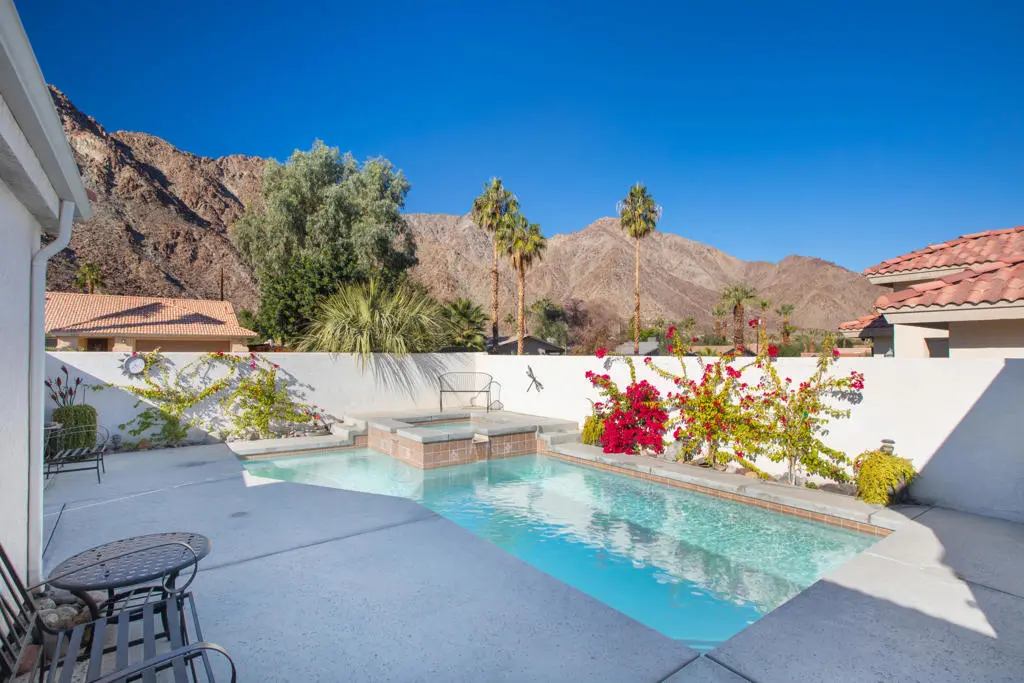 Residential Lease for rent at 51880 Avenue Madero, La Quinta, Riverside County, CA featuring 3 beds and 2 baths