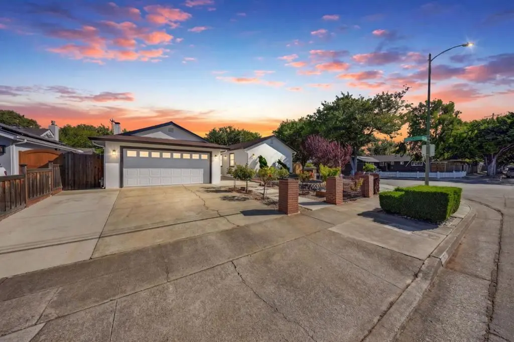 Single Family Residence for sale at 1544 Willowmont Avenue, San Jose, CA featuring 4 beds and 3 baths