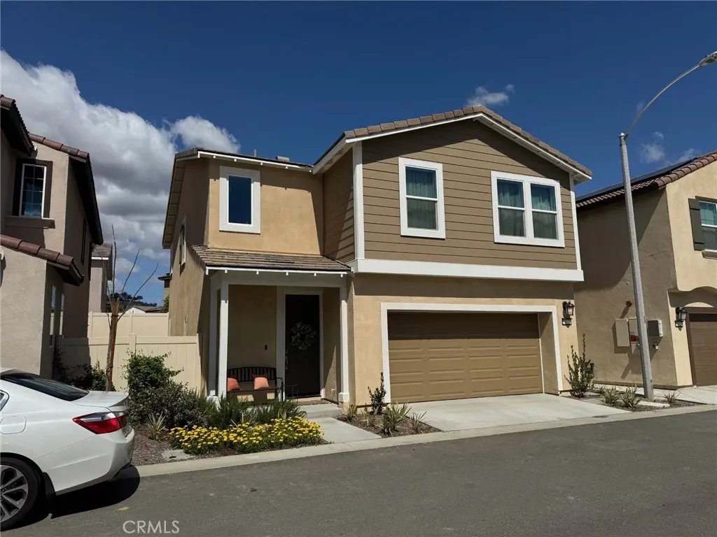 Single Family Residence for sale at 36631 Desert Tortoise, Murrieta, CA featuring 3 beds and 3 baths