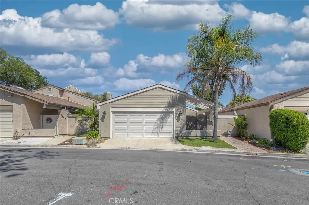 Single Family Residence for sale at 2991 Gingerwood, Fullerton, CA featuring 3 beds and 2 baths
