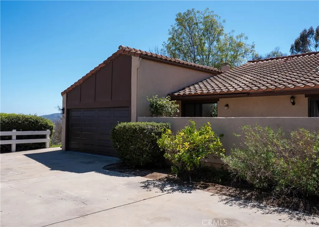 Condominium for sale at 2055 Earl Glen, Escondido, CA featuring 2 beds and 2 baths