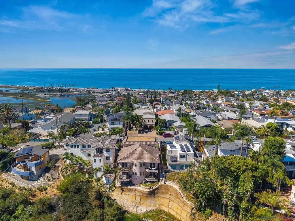 2483 Oxford Ave, Cardiff By The Sea, CA — listing photo 1