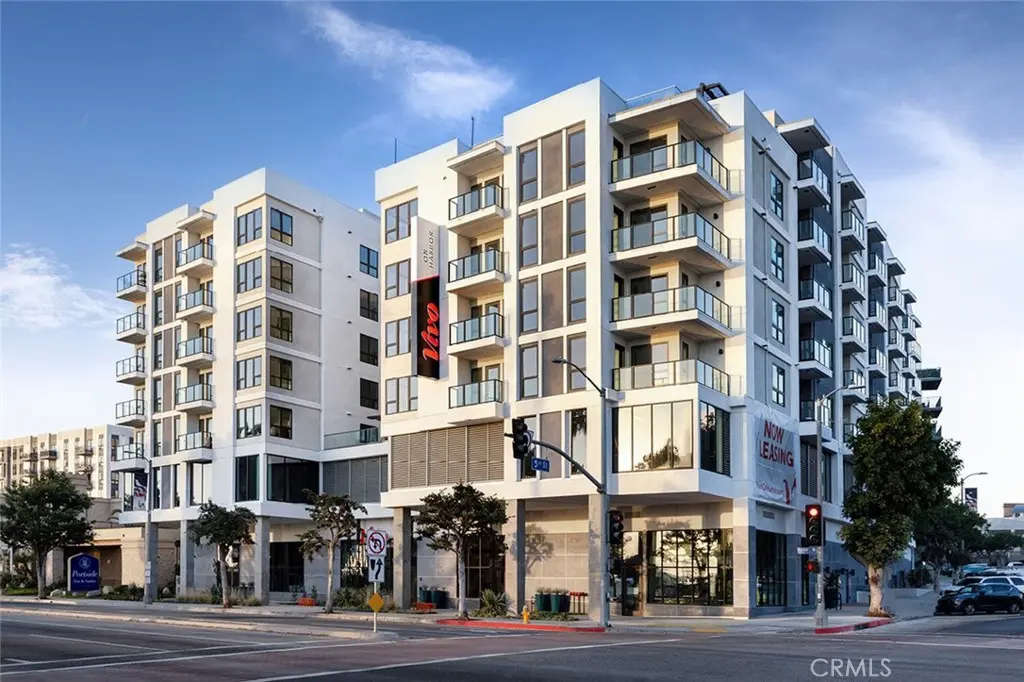 511 S Harbor 705, San Pedro, CA — listing photo 1