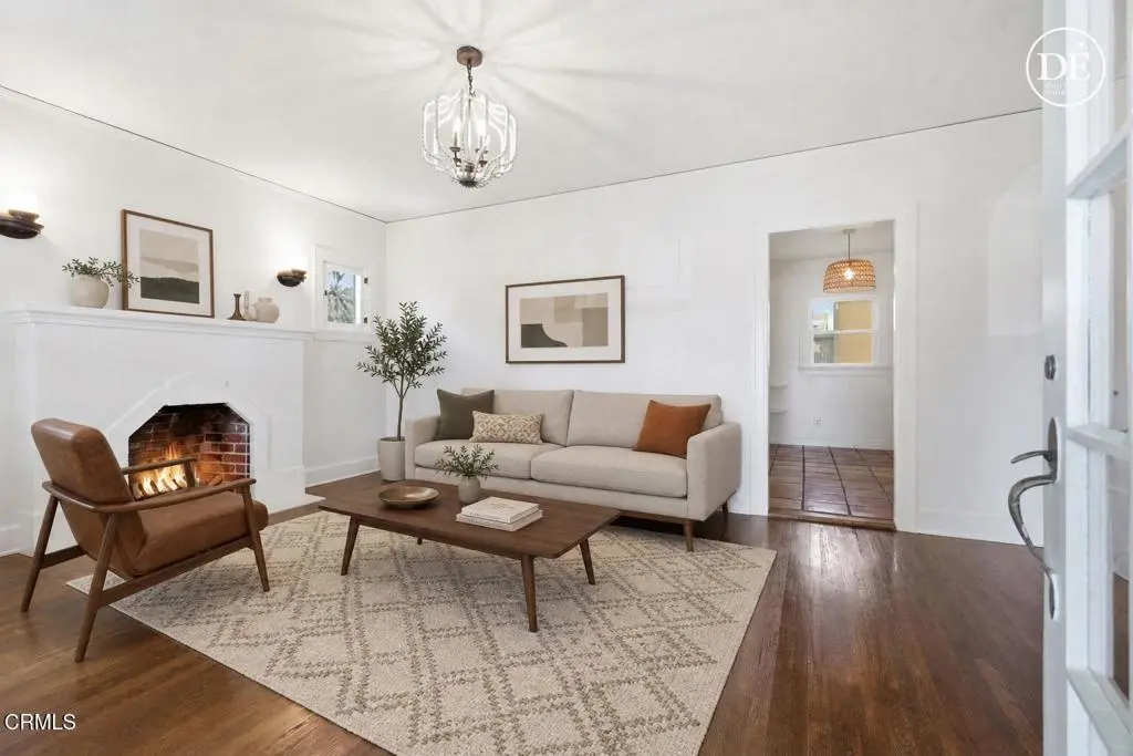 1003 E Virginia Terrace, Santa Paula, CA — listing photo 1