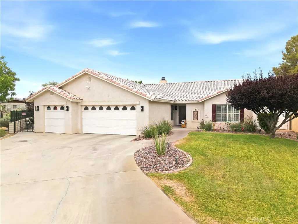 26448 Gem Court, Helendale, CA — listing photo 1