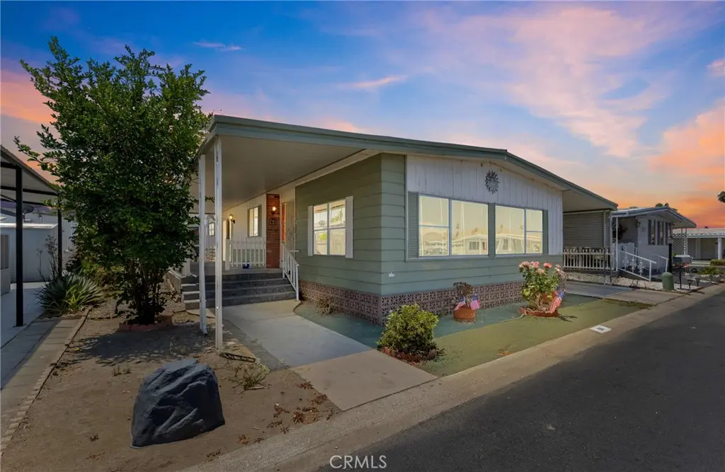 Manufactured In Park for sale at 601 N Kirby Street 50, Hemet, CA featuring 3 beds and 2 baths