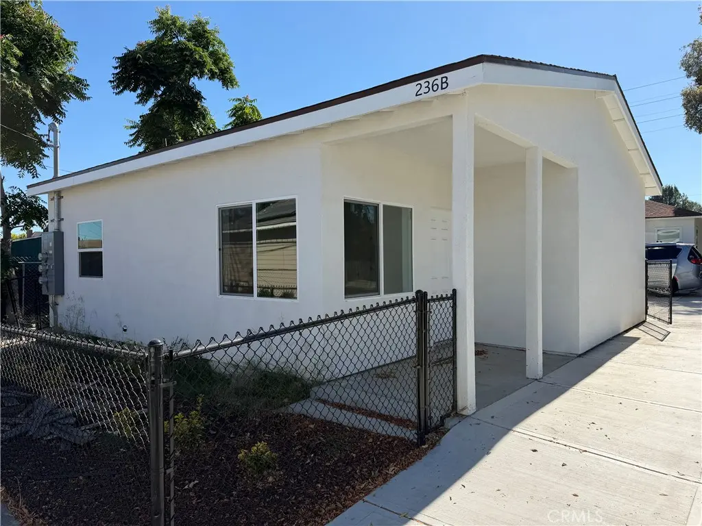 Triplex for rent at 236 S 1st, Upland, CA featuring 2 beds and 1 bath