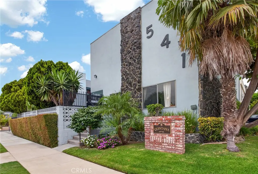541 N Naomi, Burbank, CA — listing photo 1