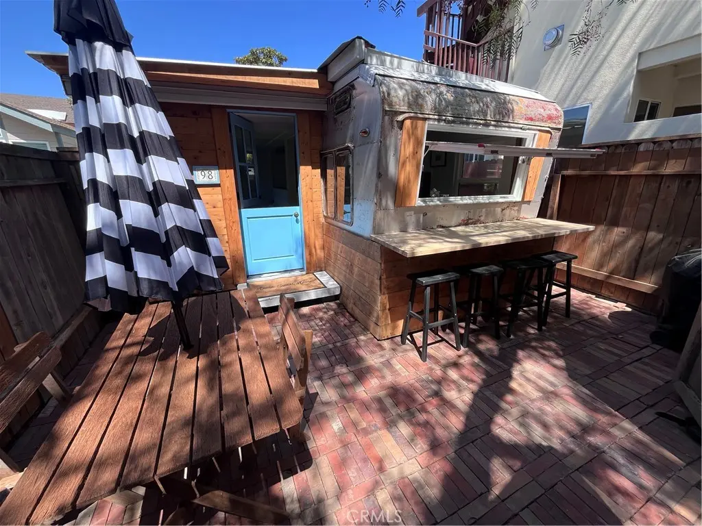 98 Welcome Lane, Seal Beach, CA — listing photo 1