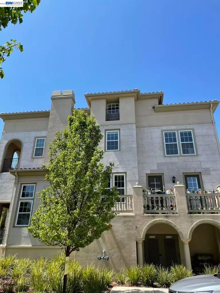 Condominium for sale at 4685 Rimini Ct, Dublin, CA featuring 4 beds and 4 baths