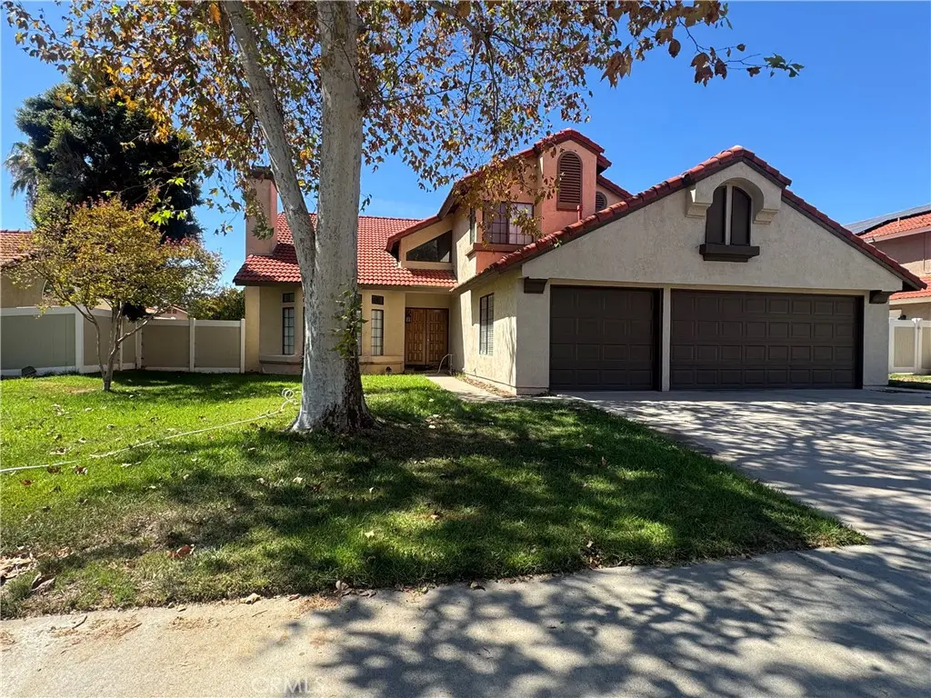 Single Family Residence for sale at 10461 Saltbush, Moreno Valley, CA featuring 5 beds and 3 baths