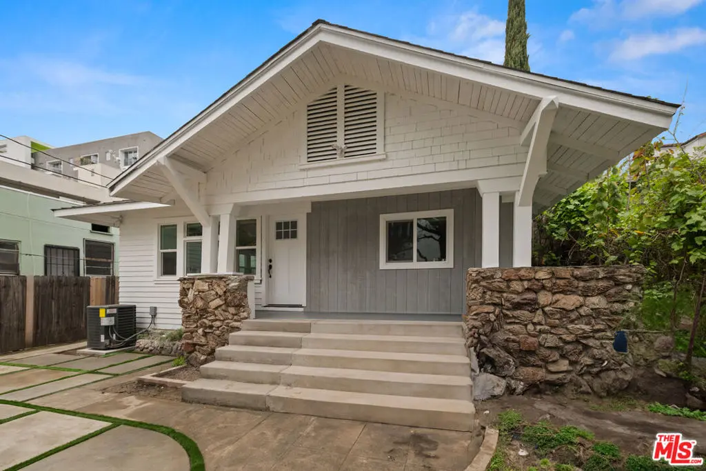 Single Family Residence for rent at 5729 Carlton Way 3/4, Los Angeles, CA featuring 3 beds and 3 baths