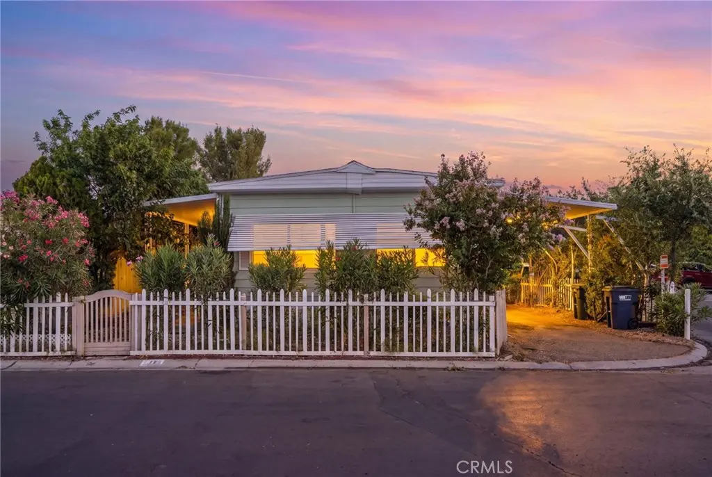 Manufactured In Park for sale at 1301 E Avenue I 47, Lancaster, CA featuring 3 beds and 2 baths