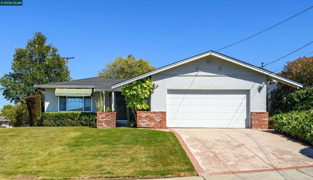 Single Family Residence for sale at 1250 Rolling Hill Ct, Martinez, CA featuring 4 beds and 2 baths