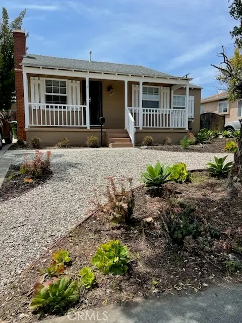 Residential Lease for rent at 8113 Stewart, Los Angeles, Los Angeles County, CA featuring 3 beds and 1 bath