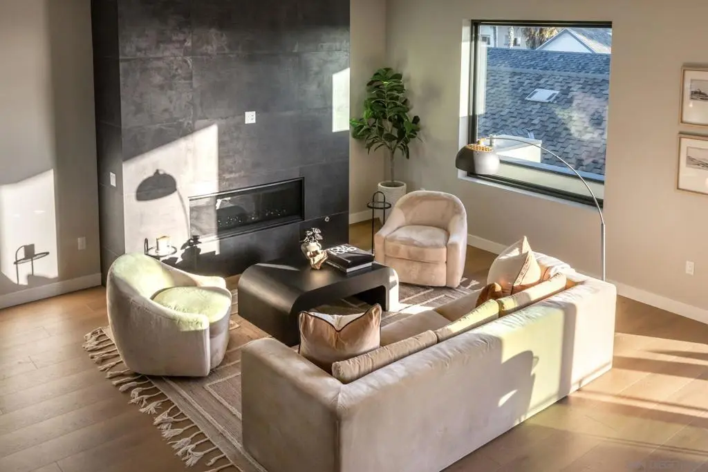 505 N Freeman Street 202, Oceanside, CA — listing photo 1