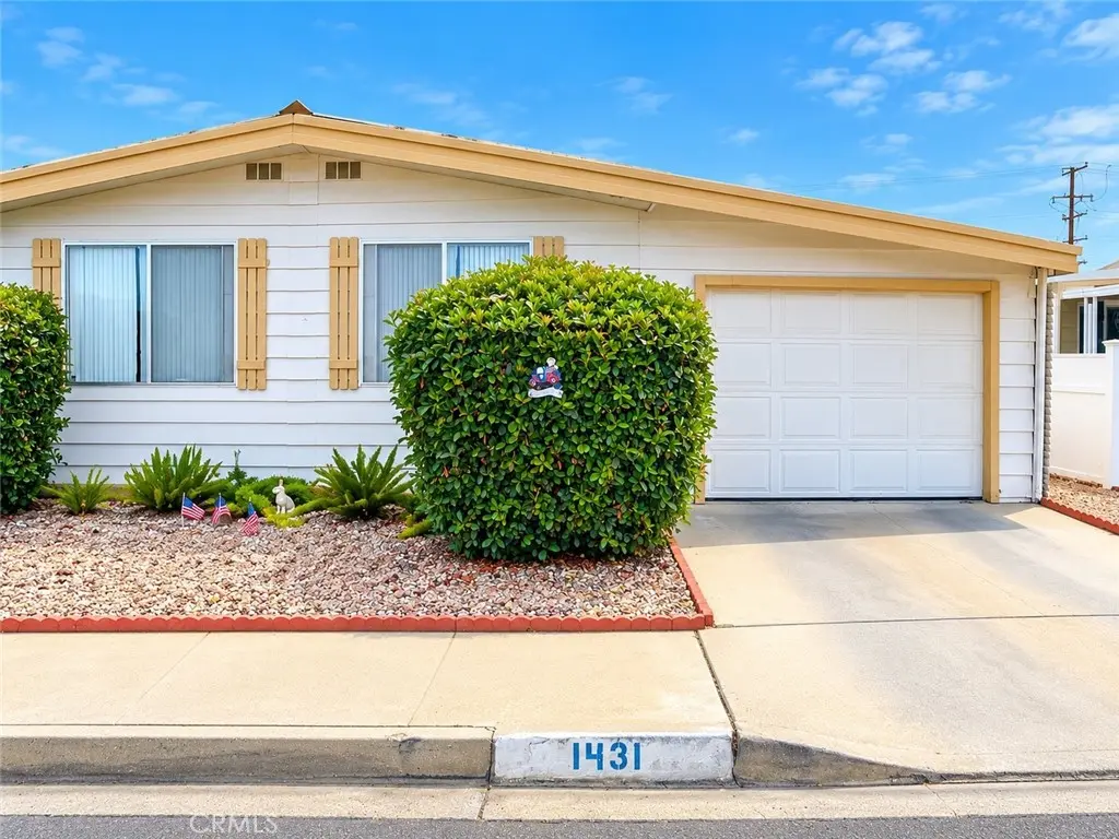 Manufactured On Land for sale at 1431 Bella Vista, Hemet, CA featuring 3 beds and 2 baths