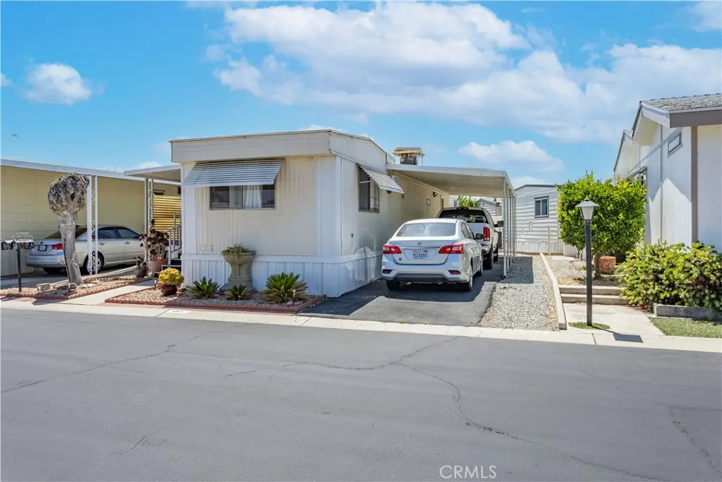 Manufactured In Park for sale at 575 S Lyon Avenue 161, Hemet, CA featuring 2 beds and 1 bath