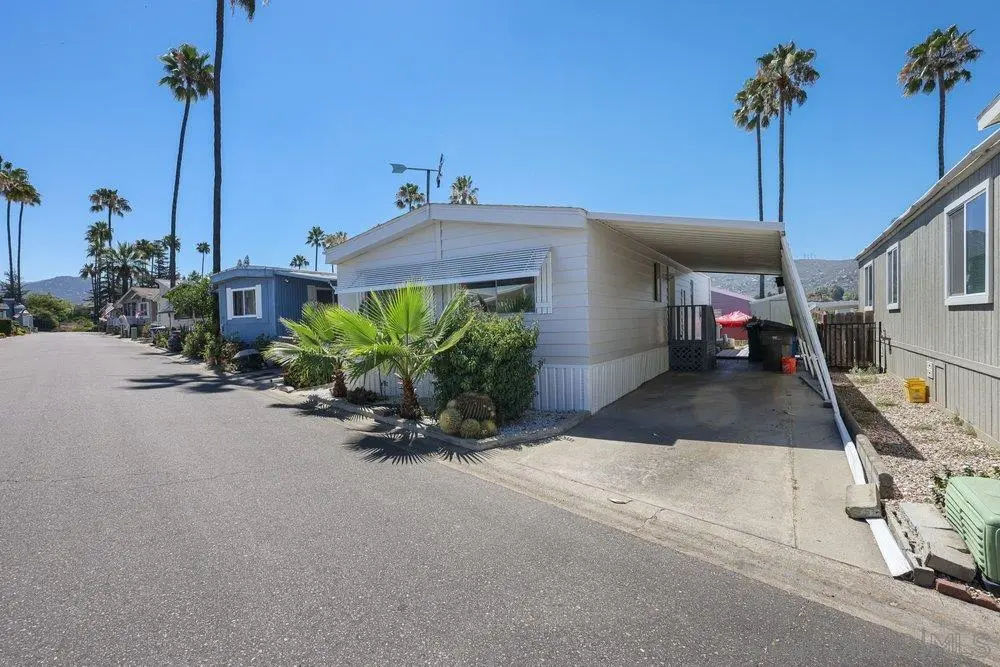13594 Highway 8 Business 53, Lakeside, CA — listing photo 1