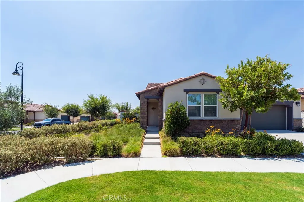 4194 E Perdido Privado, Ontario, CA — listing photo 1