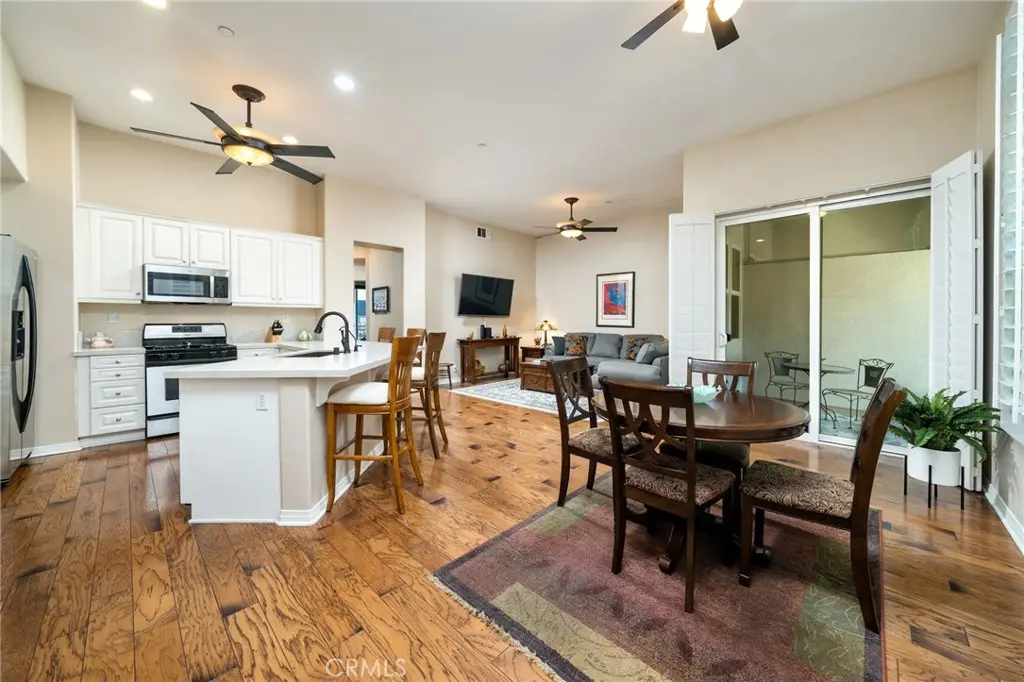 704 W 1st Street, Claremont, CA — listing photo 1