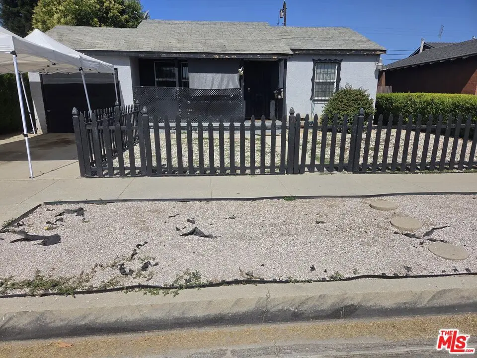 Single Family Residence for sale at 413 N Broadacres Avenue, Compton, CA featuring 2 beds and 1 bath