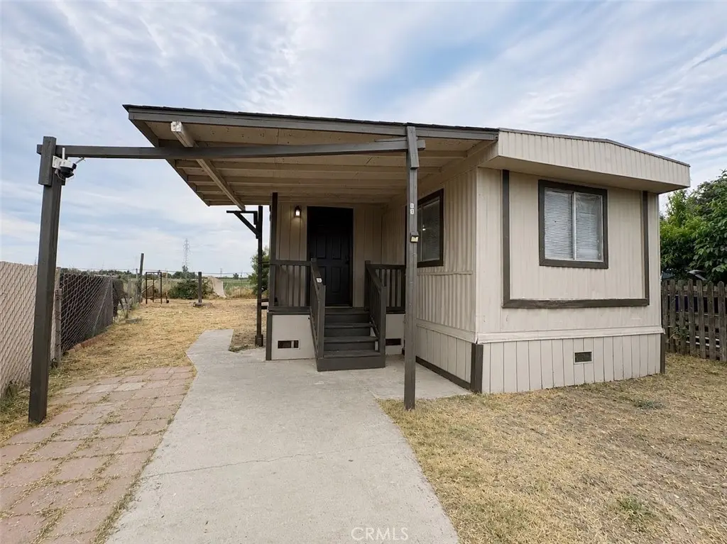 5200 Crest Rd 91, Atwater, CA — listing photo 1