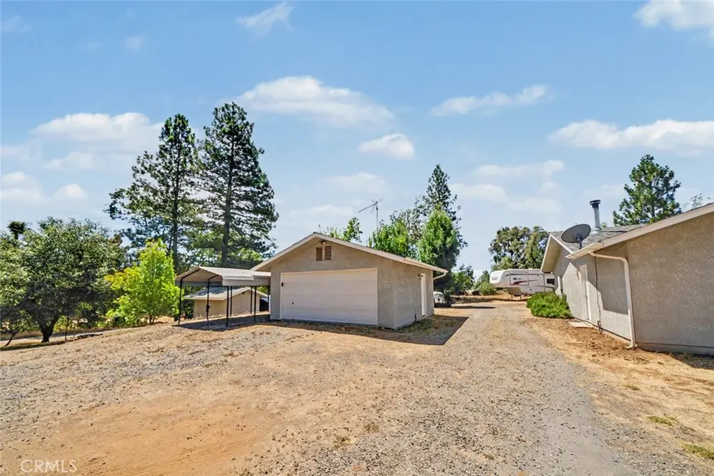 Single Family Residence for sale at 5627 Buckskin Road, Mariposa, CA featuring 3 beds and 3 baths