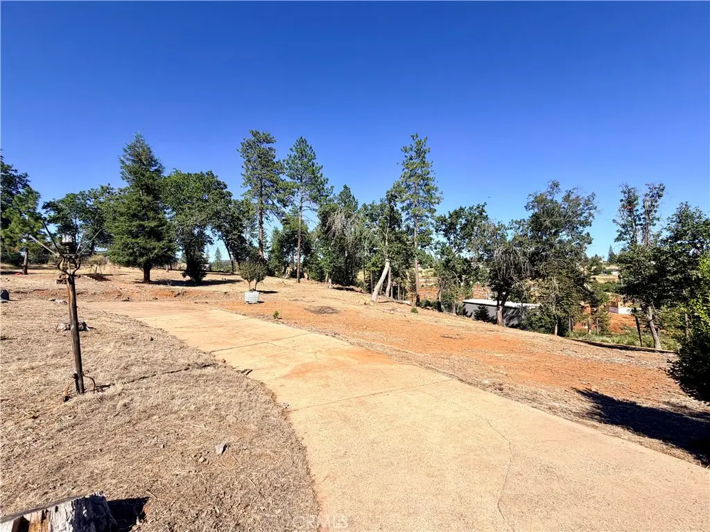 527 Nottingham, Paradise, CA — listing photo 1