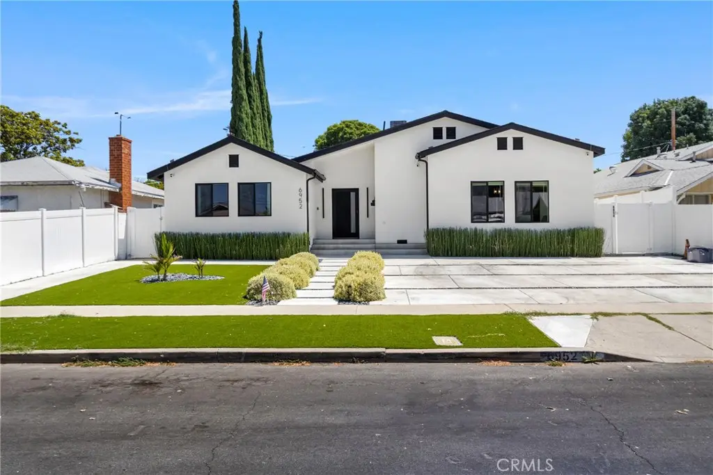 6952 Cozycroft Avenue, Winnetka, CA — listing photo 1