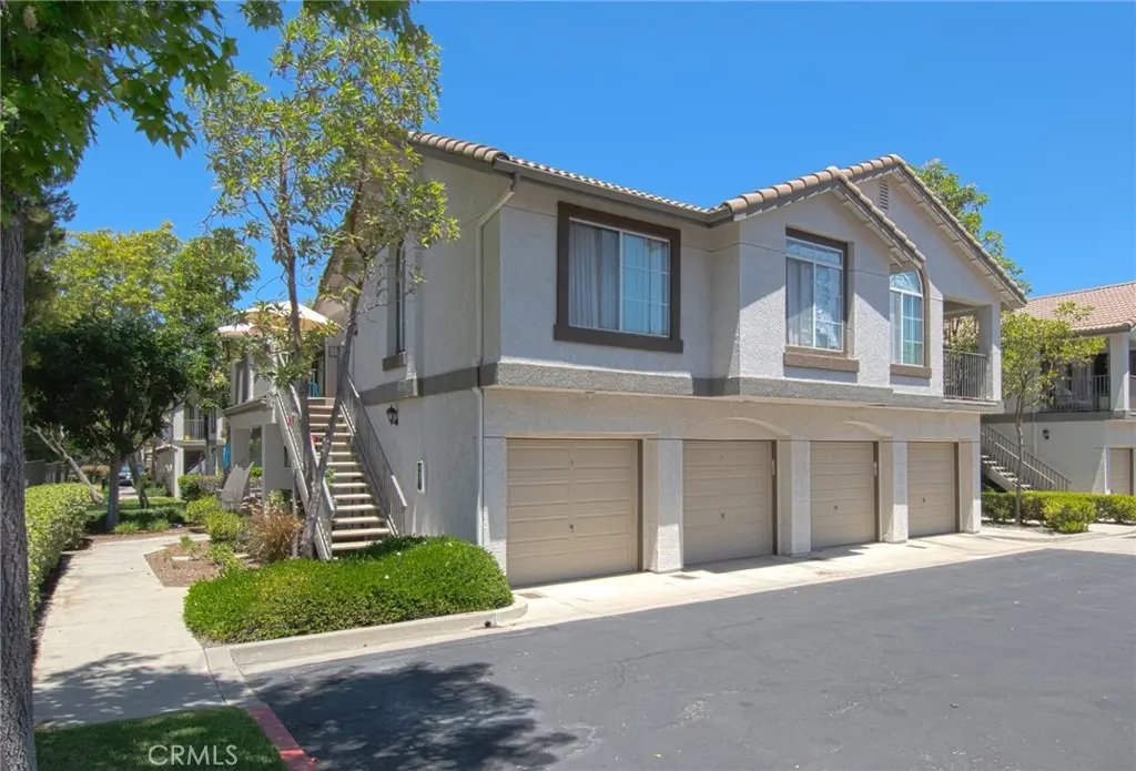 Condominium for sale at 277 Chaumont Circle, Lake Forest, CA featuring 3 beds and 2 baths