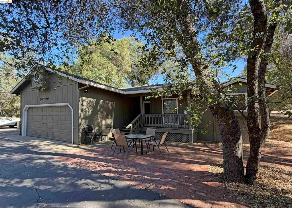 20790 Ferretti Rd, Groveland, CA — listing photo 1