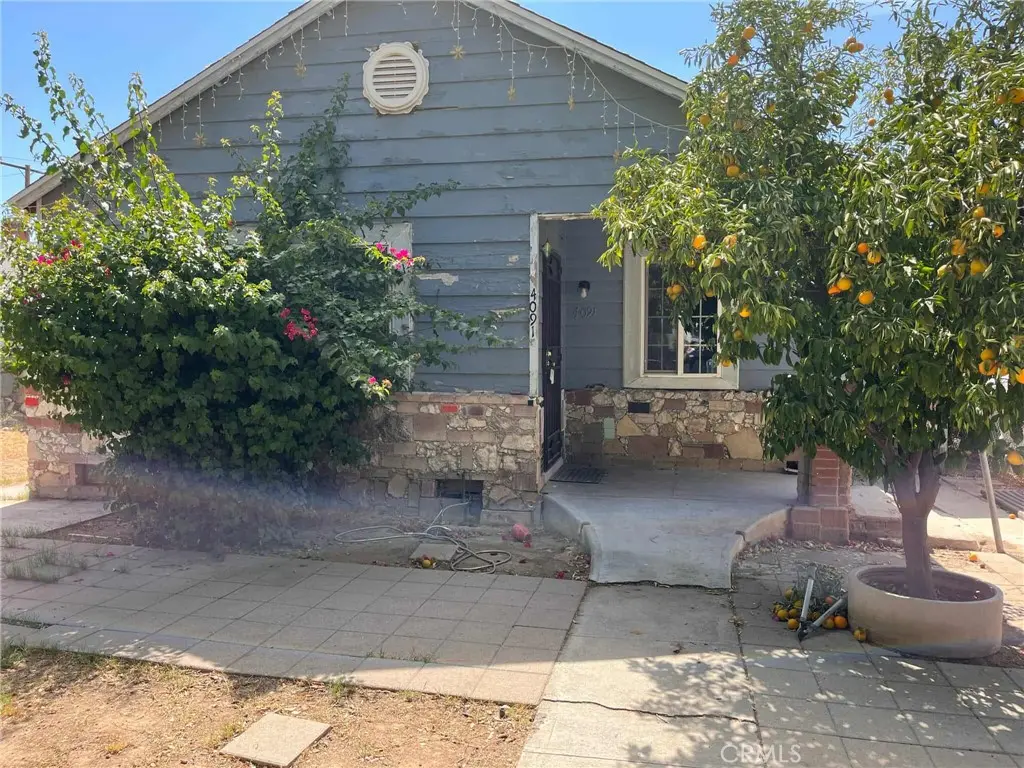 Residential Lease for rent at 4091 Dwight Avenue, Riverside, Riverside County, CA featuring 1 bed and 1 bath