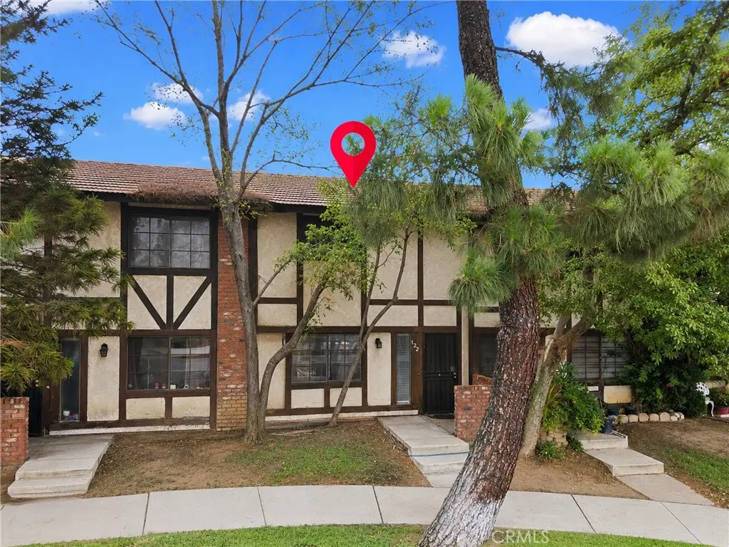 122 E Merrill, Rialto, CA — listing photo 1