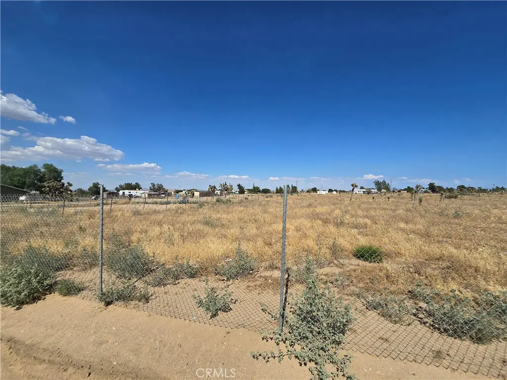 11025 Acanthus, Phelan, CA — listing photo 1