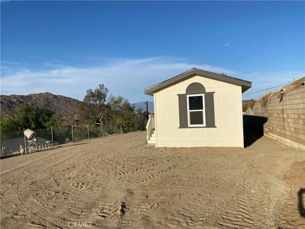 Manufactured On Land for sale at 26406 Joppe Avenue, Hemet, CA featuring 2 beds and 2 baths