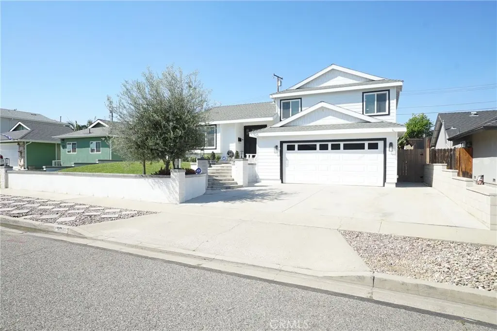 Single Family Residence for rent at 925 Gehrig Avenue, Placentia, CA featuring 4 beds and 3 baths