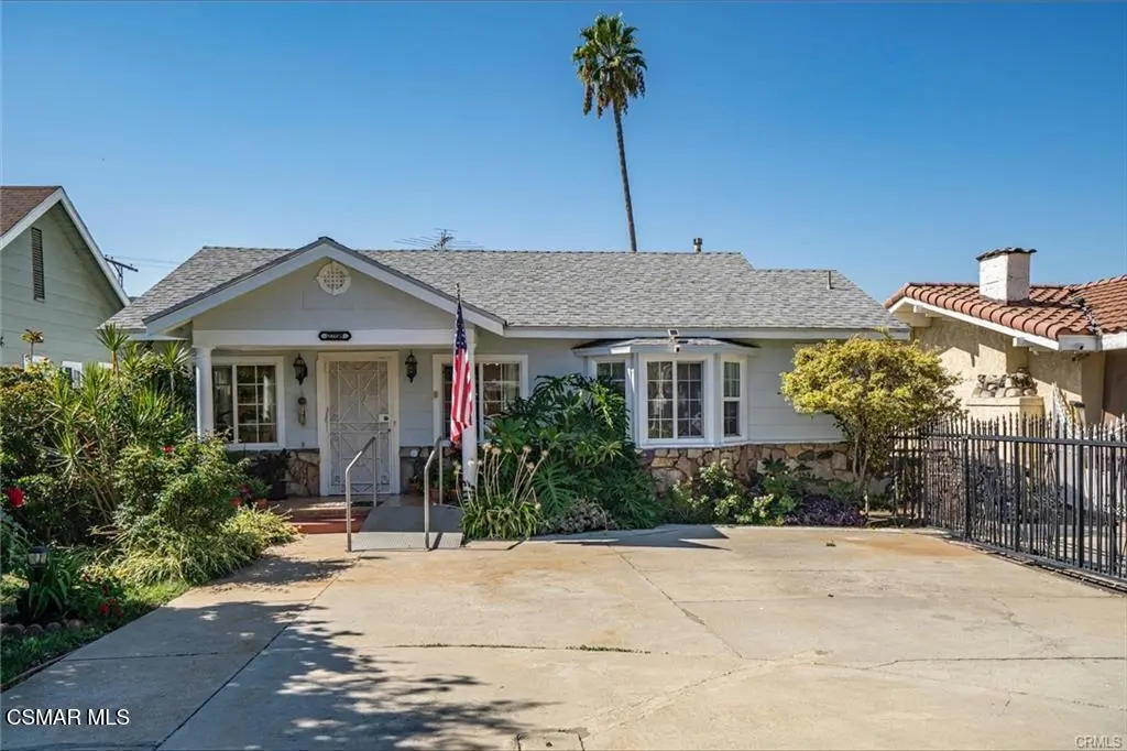 Single Family Residence for sale at 2706 W Avenue 30, Los Angeles, CA featuring 5 beds and 3 baths
