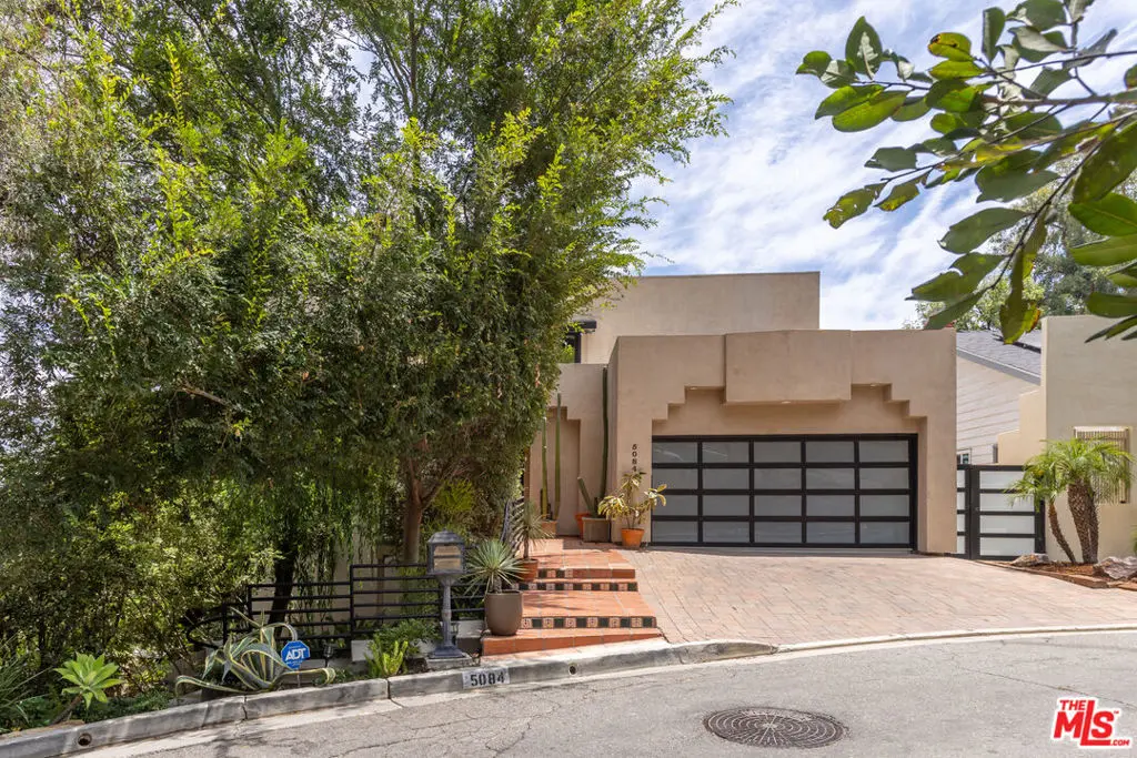 5084 Campo Road, Woodland Hills, CA — listing photo 1