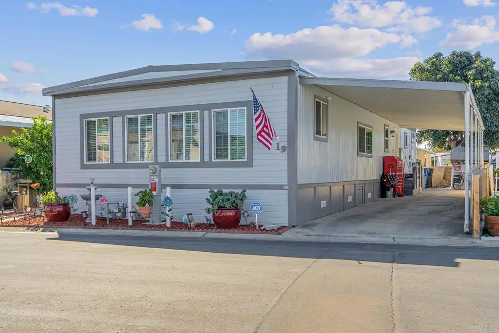 Manufactured In Park for sale at 444 Anita Street 19, Chula Vista, CA featuring 2 beds and 2 baths