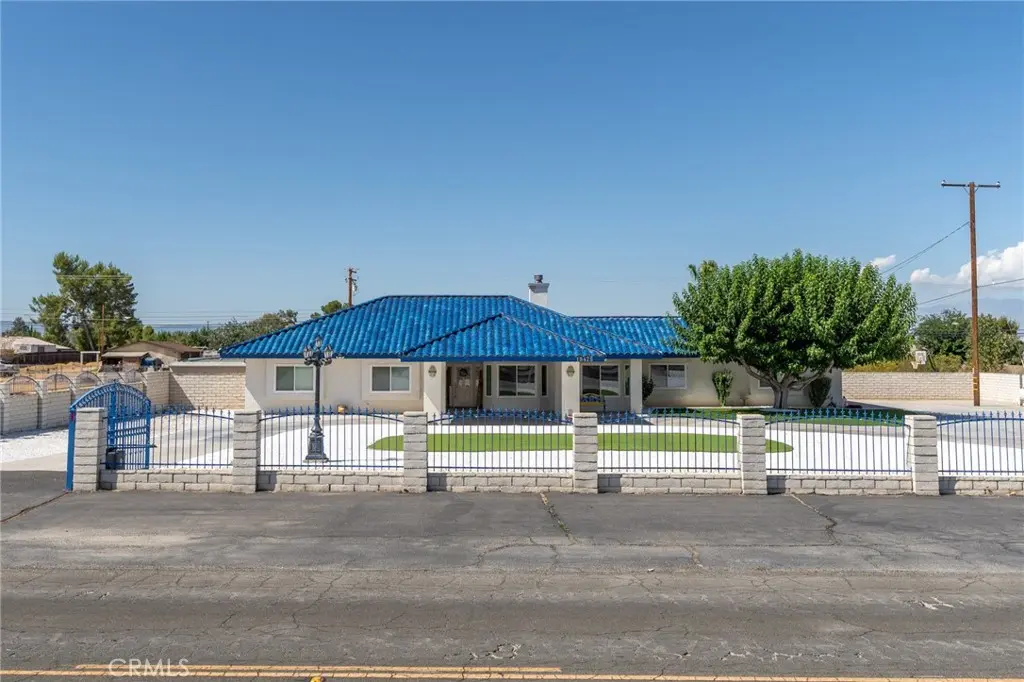 19475 US Highway 18, Apple Valley, CA — listing photo 1