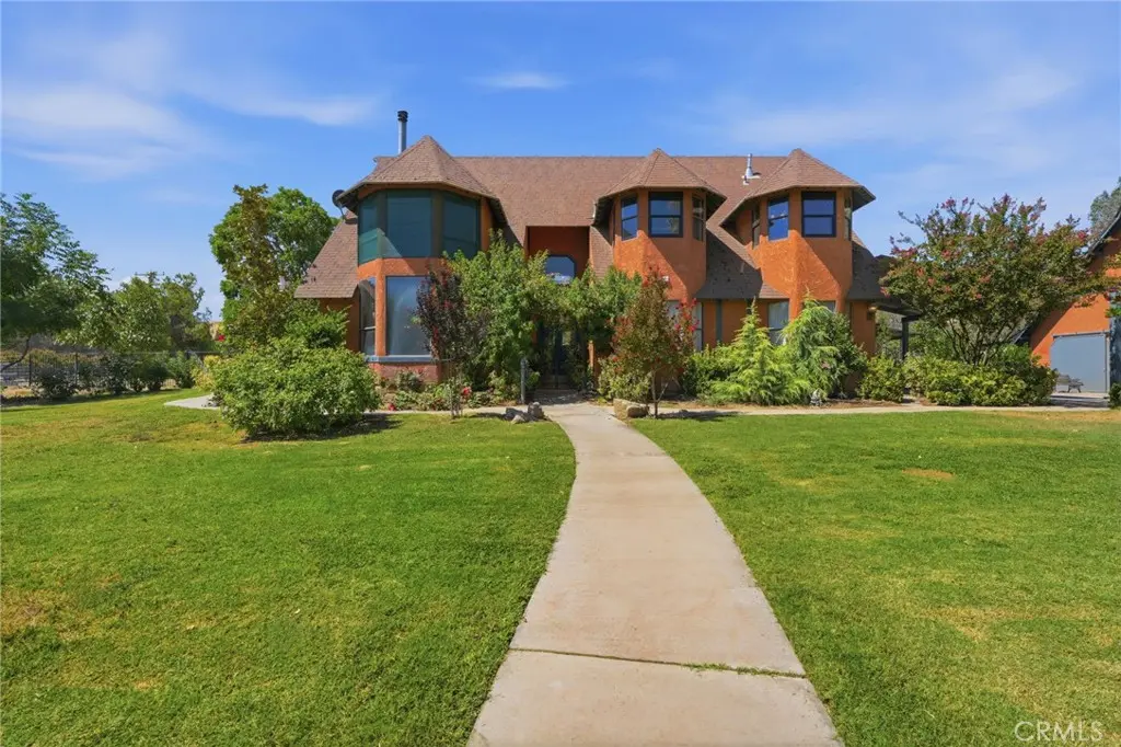 Single Family Residence for sale at 31061 Palm, Exeter, CA featuring 4 beds and 2 baths