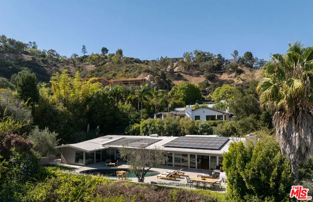 Single Family Residence for sale at 1813 Marcheeta Place, Los Angeles, CA featuring 4 beds and 5 baths