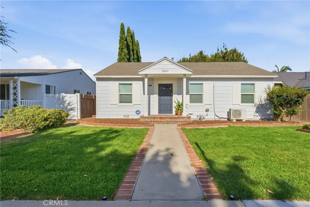 Single Family Residence for sale at 2860 Daisy, Long Beach, CA featuring 3 beds and 2 baths